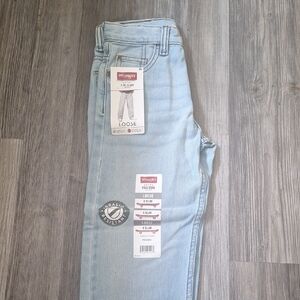 Wrangler Blue Classic Denim Jeans